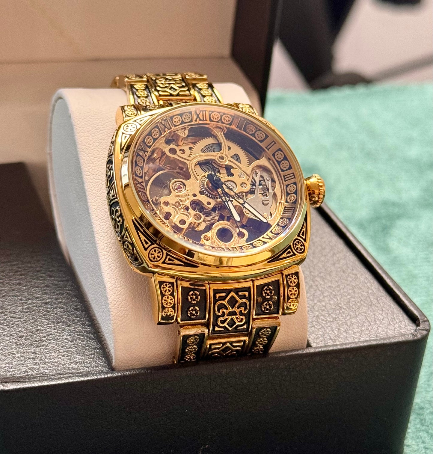 THE EMPIRE SKELETON AUTOMATIC
