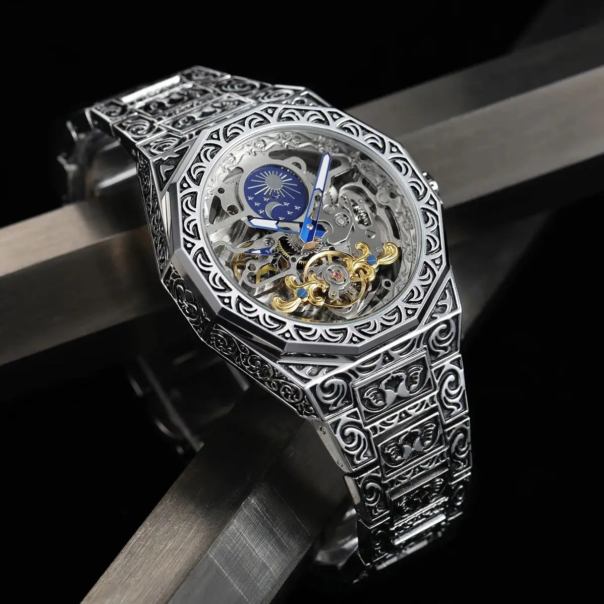 THE SIGNATURE SKELETON AUTOMATIC