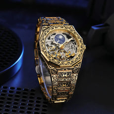 THE SIGNATURE SKELETON AUTOMATIC